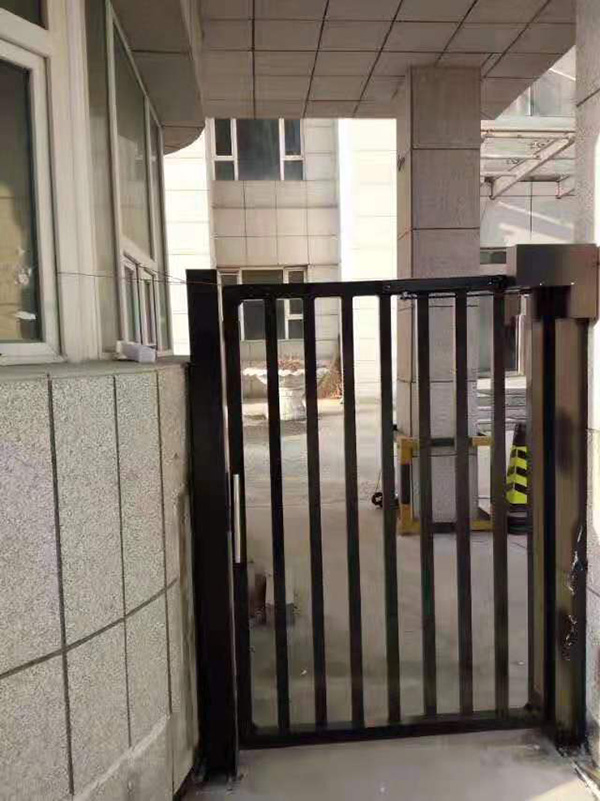 上置式開門機(jī)